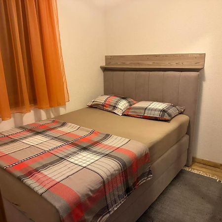 Apartman Edi Нин Экстерьер фото