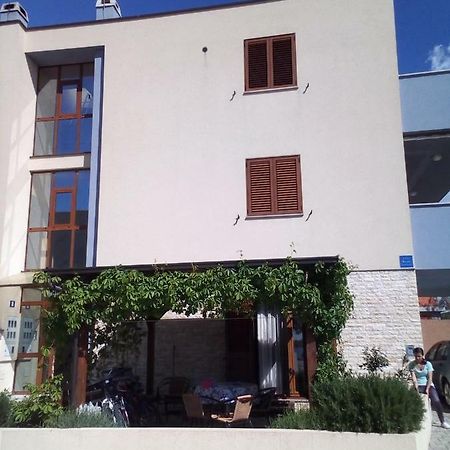 Apartman Edi Нин Экстерьер фото