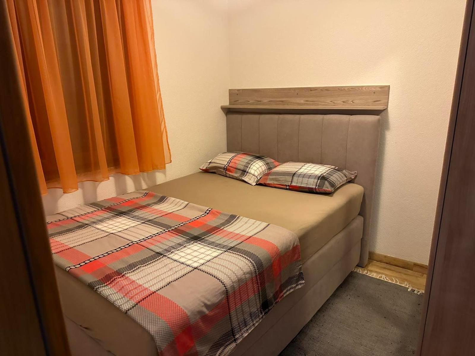 Apartman Edi Нин Экстерьер фото
